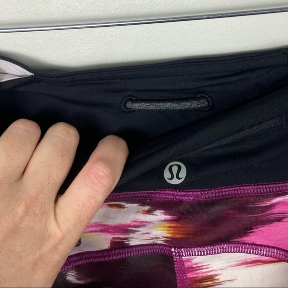 Lululemon Speed Tight Berry Print‎ High Rise Leggings Size 6 Yoga Pants Retro - Picture 9 of 10